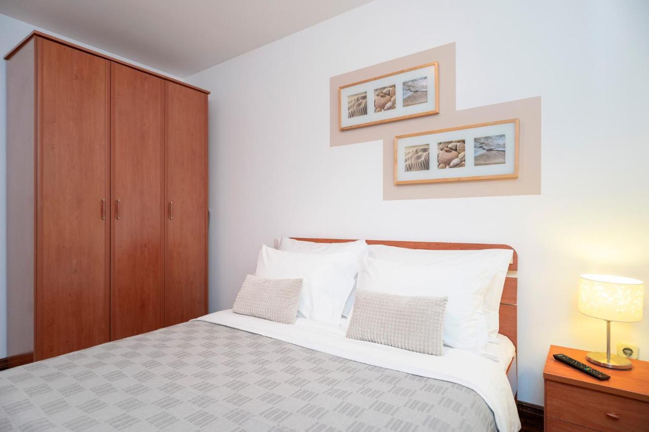 Hektorovic Poolside Apartments Bol Zewnętrze zdjęcie